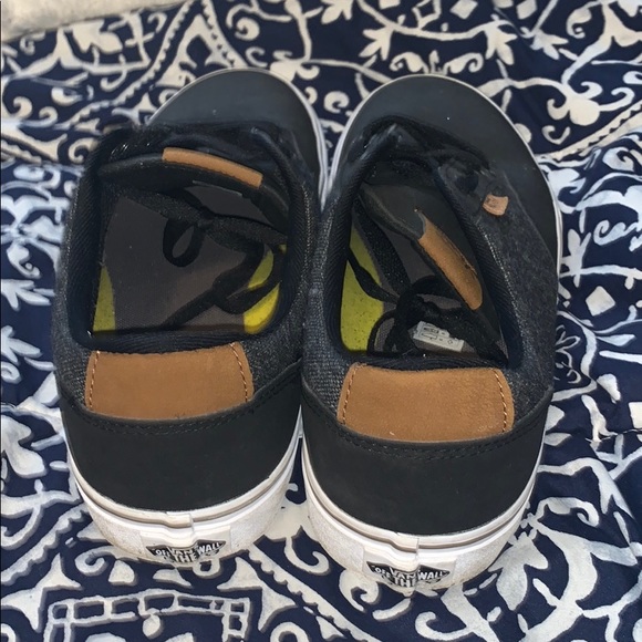 Vans Skate Shoes - Picture 4 of 5